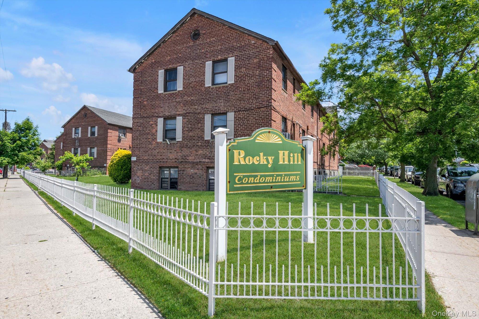 20106 Rocky Hill Road Unit 6G2, Bayside NY 11361