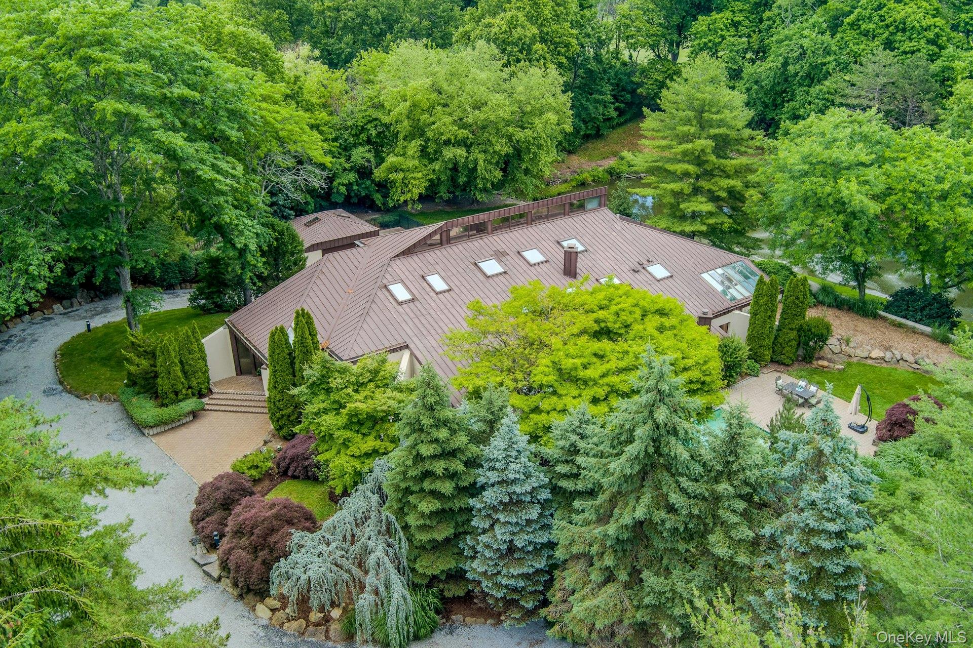 41 Murray Hill Road, Scarsdale NY 10583