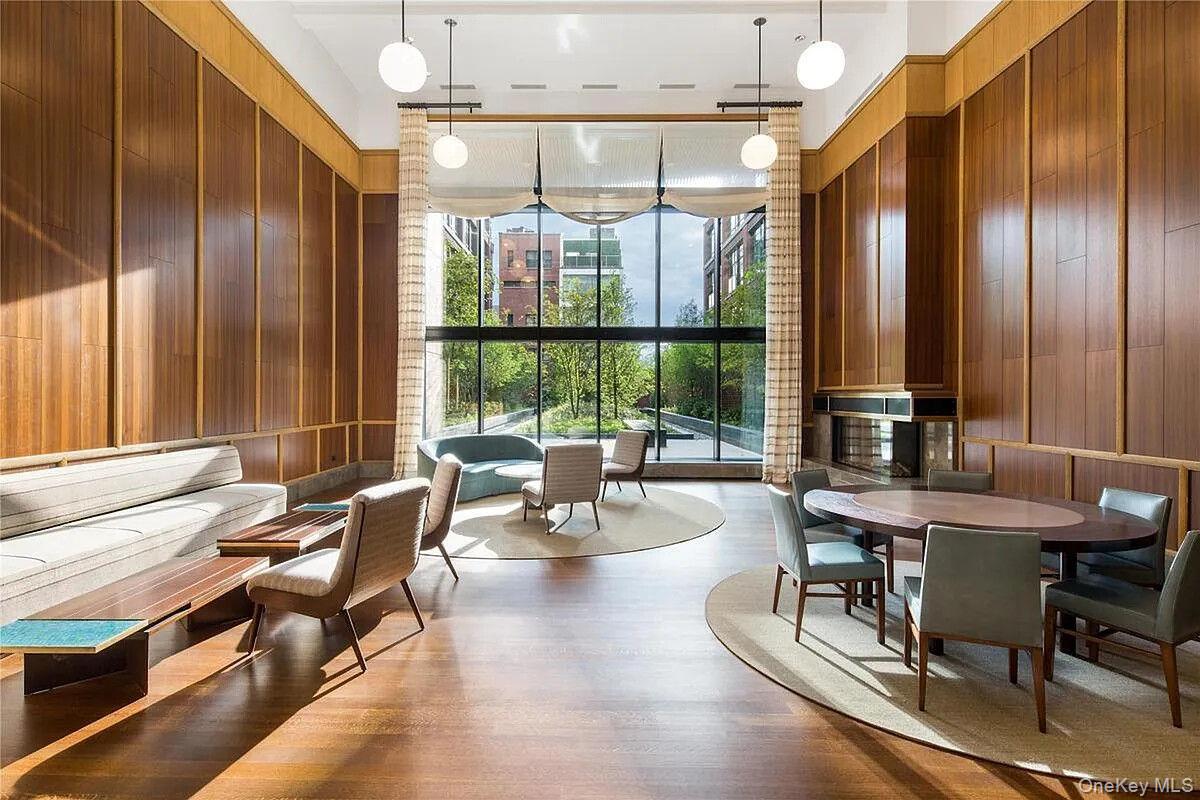 150 CHARLES Street Unit M2, Manhattan NY 10014