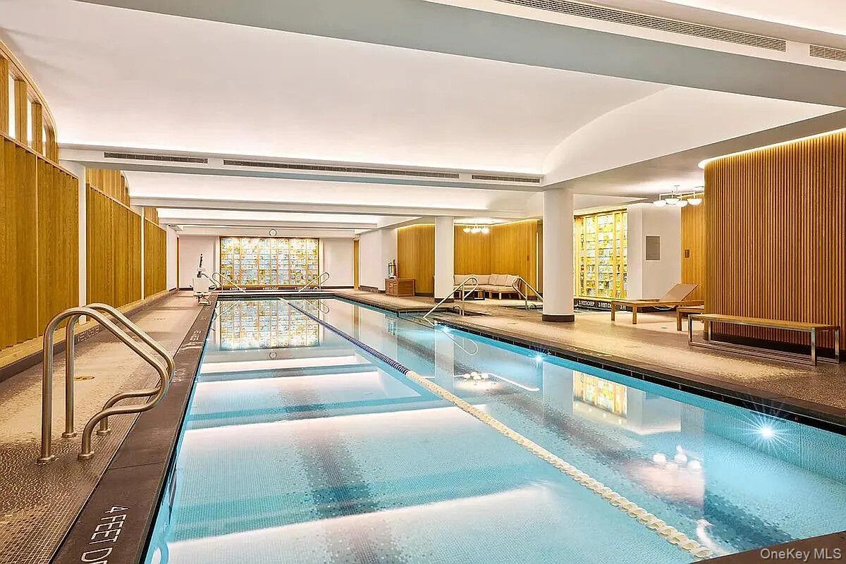 150 CHARLES Street Unit M2, Manhattan NY 10014