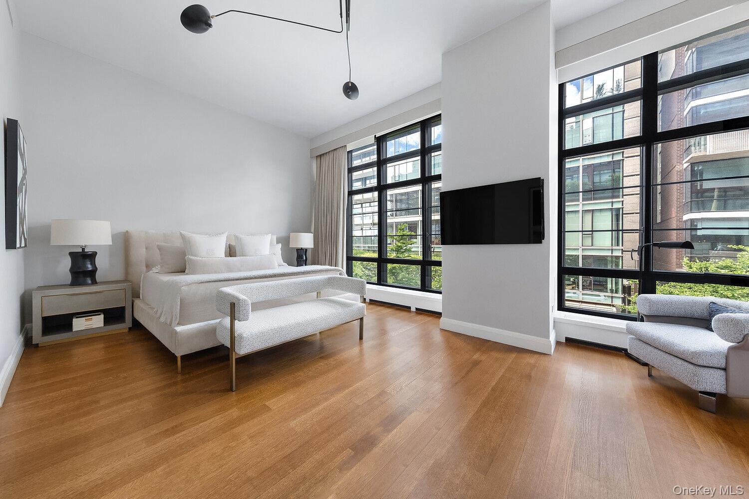 150 CHARLES Street Unit M2, Manhattan NY 10014