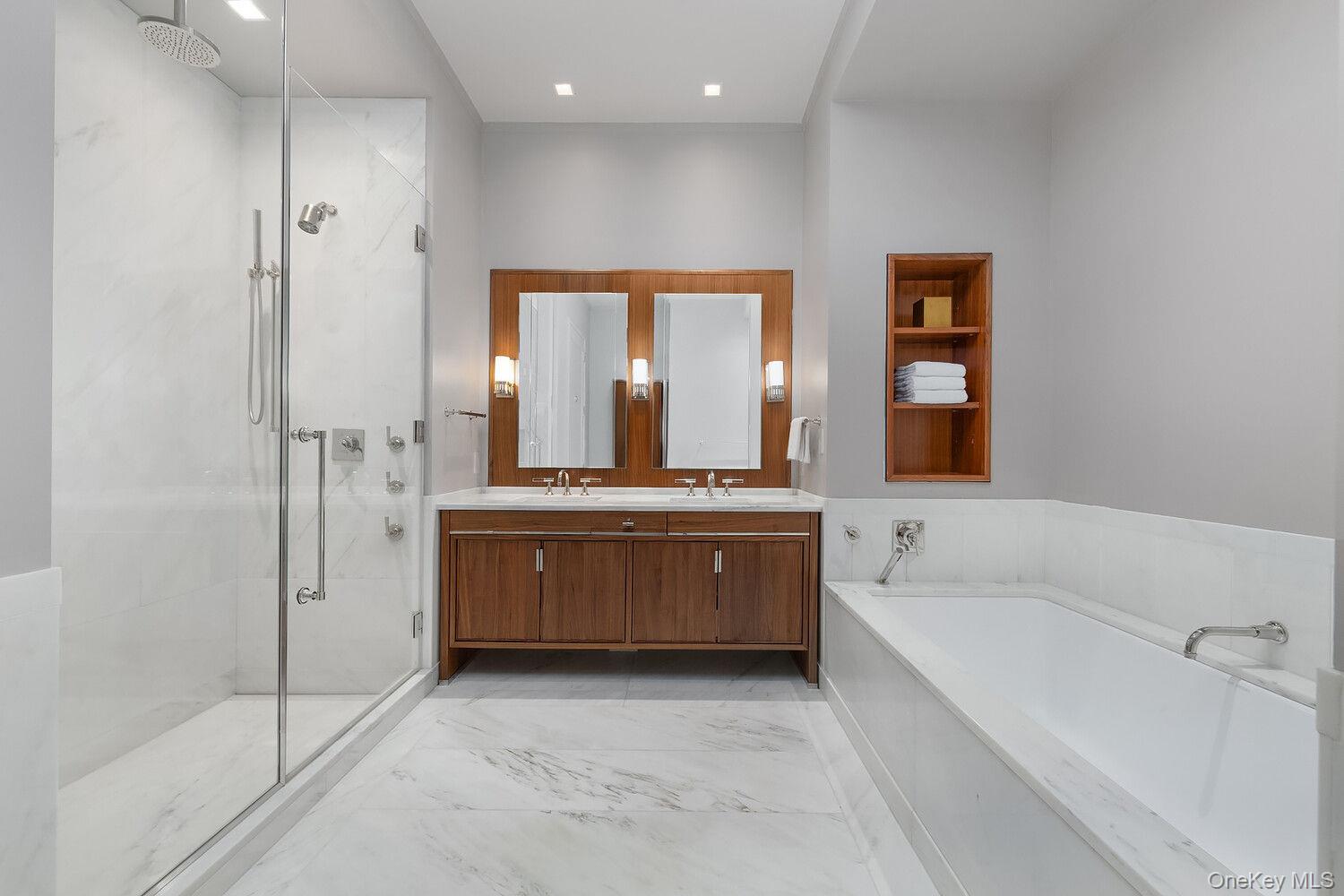 150 CHARLES Street Unit M2, Manhattan NY 10014