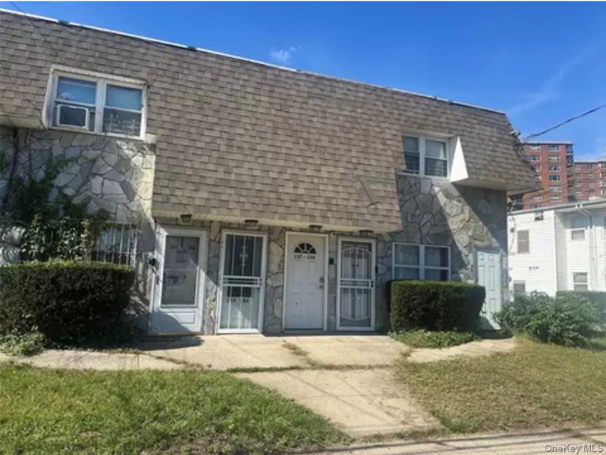 137-14 167th Street Unit A, Jamaica NY 11434