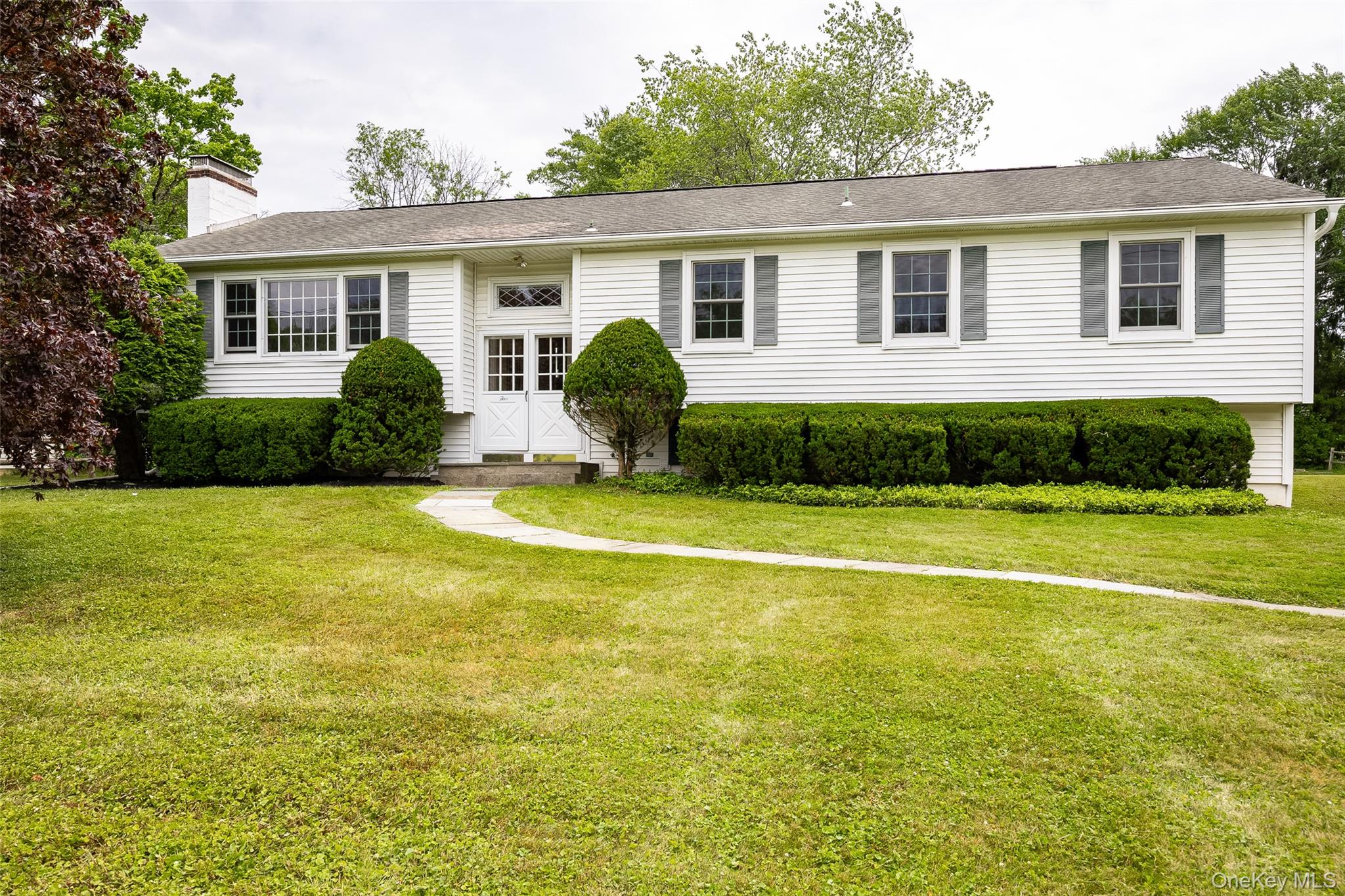 5 Millbank Road, Poughkeepsie NY 12603