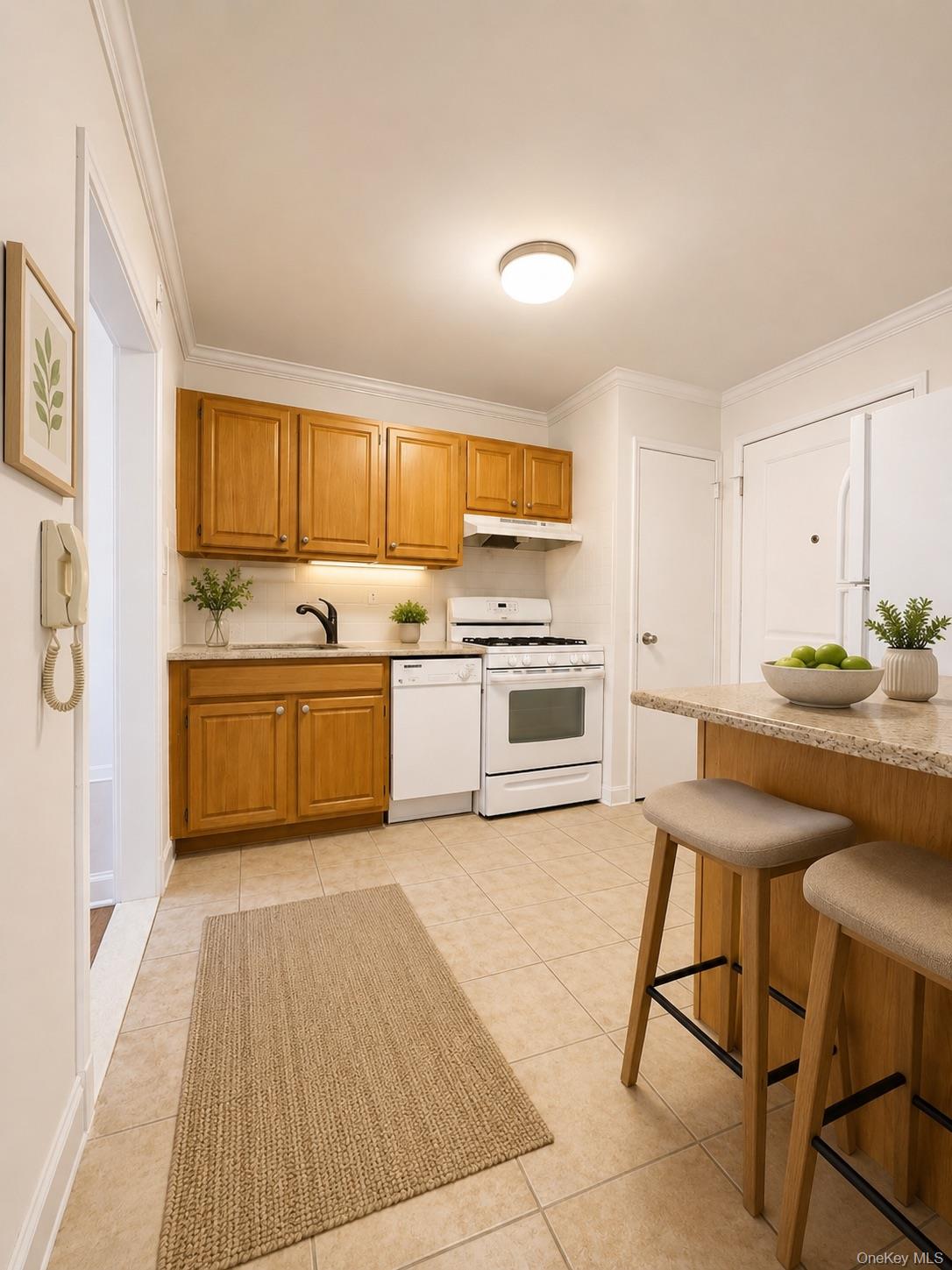 65-45 Yellowstone Boulevard Unit 5C, Forest Hills NY 11375