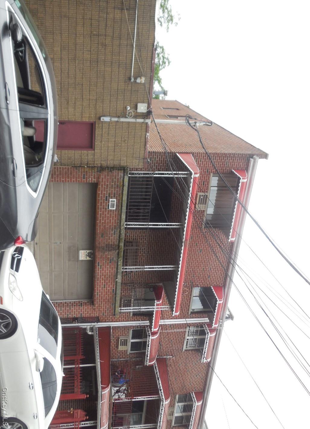 1060 E 225th Street, Bronx NY 10466