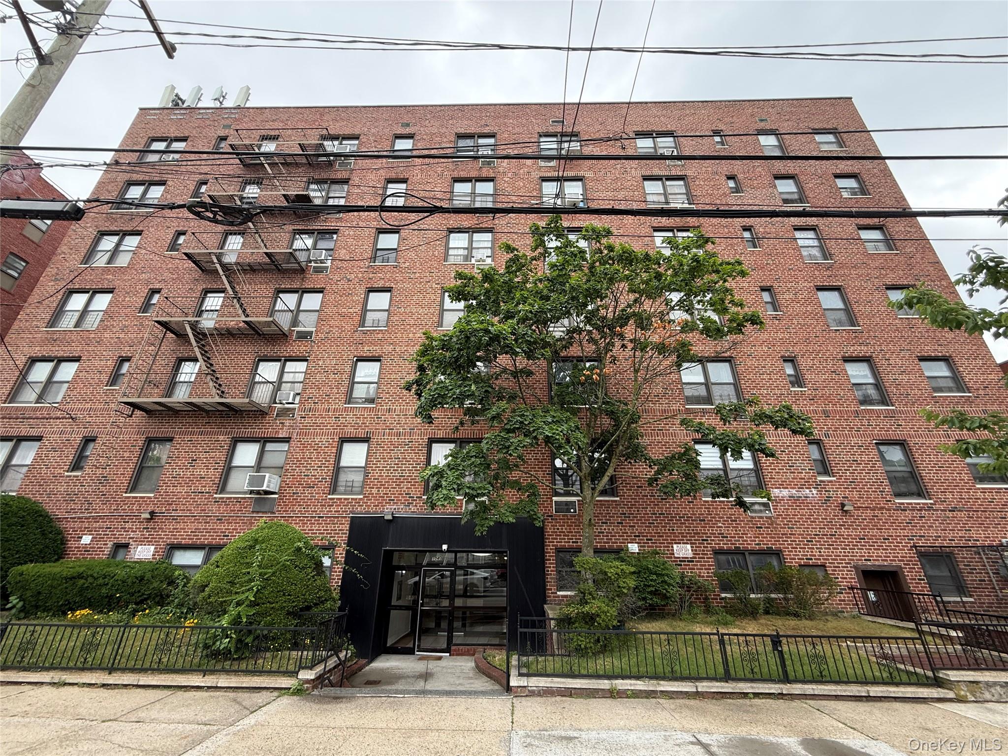 1040 Neilson Street Unit 6H, Far Rockaway NY 11691