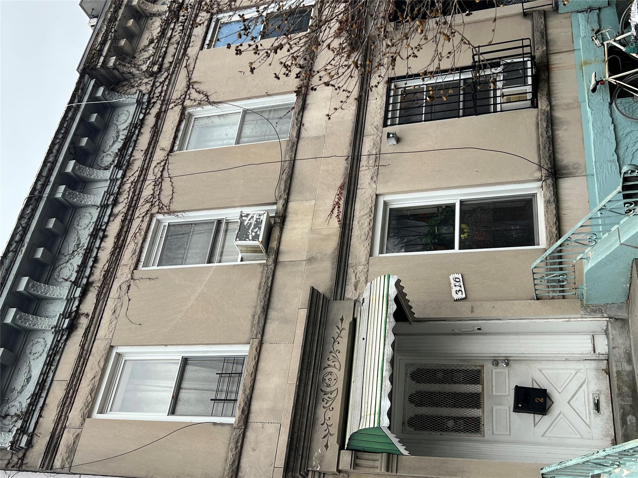 316 East 32nd Street, Brooklyn NY 11226
