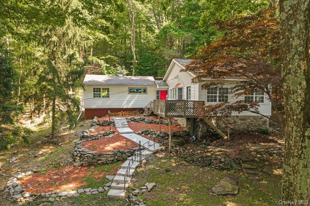 12 Cascade Trail, Monroe NY 10950