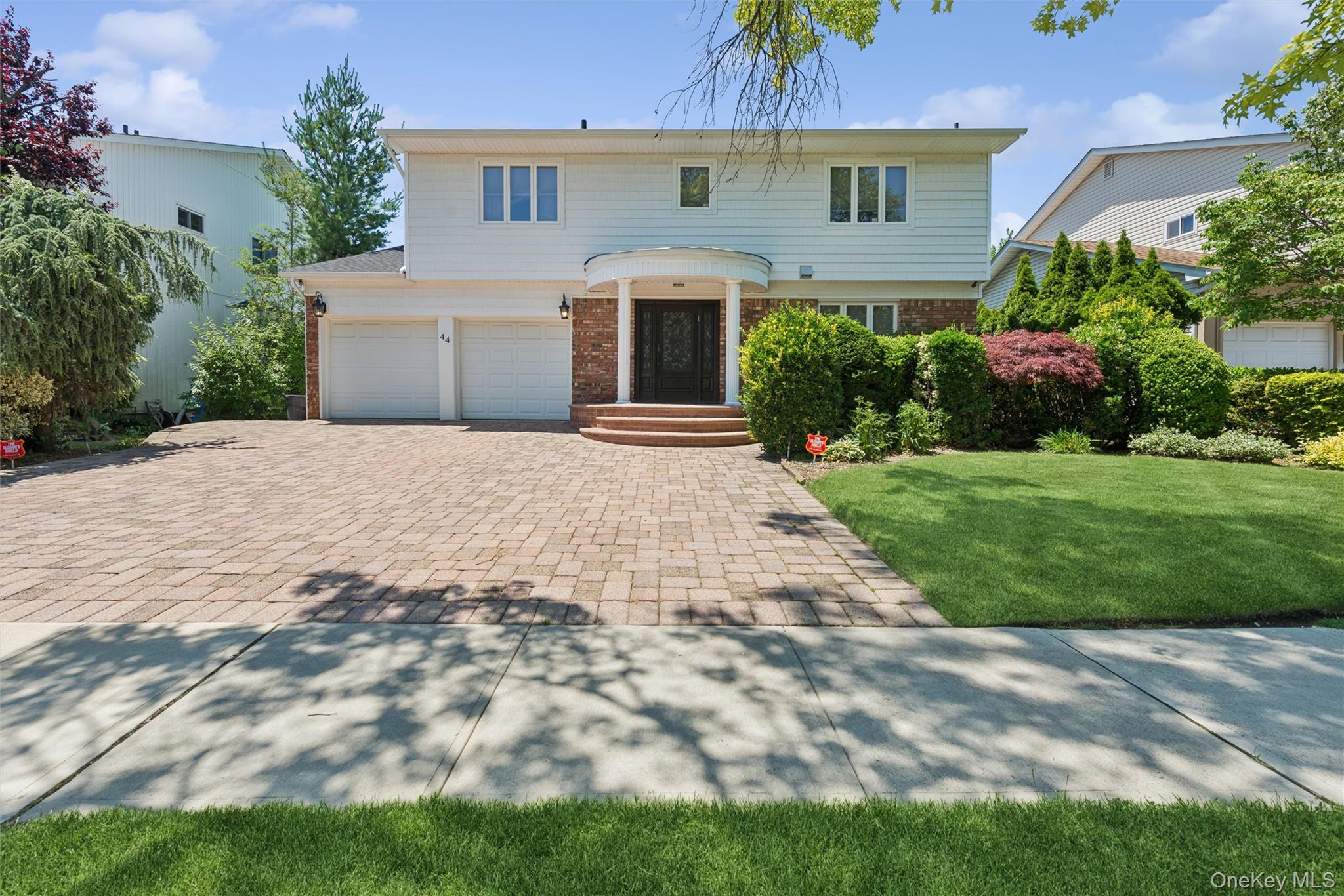44 Gale Drive, North Woodmere NY 11581