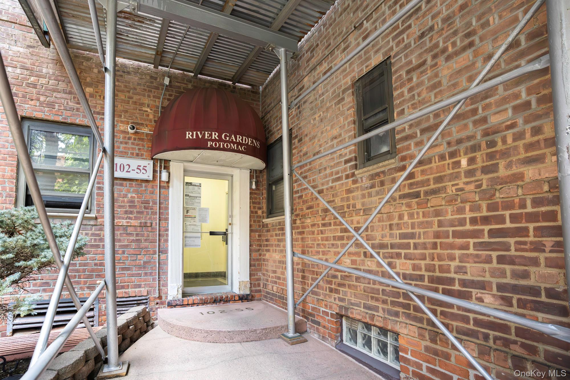 102-55 67 Road Unit 2V, Forest Hills NY 11375