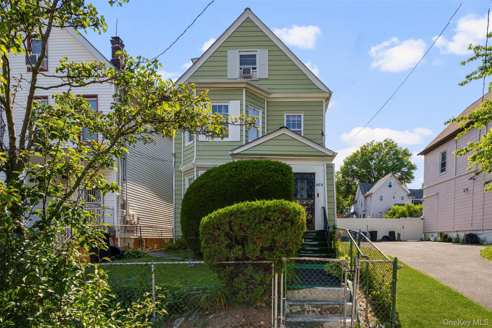 464 S 2nd Avenue, Mount Vernon NY 10550