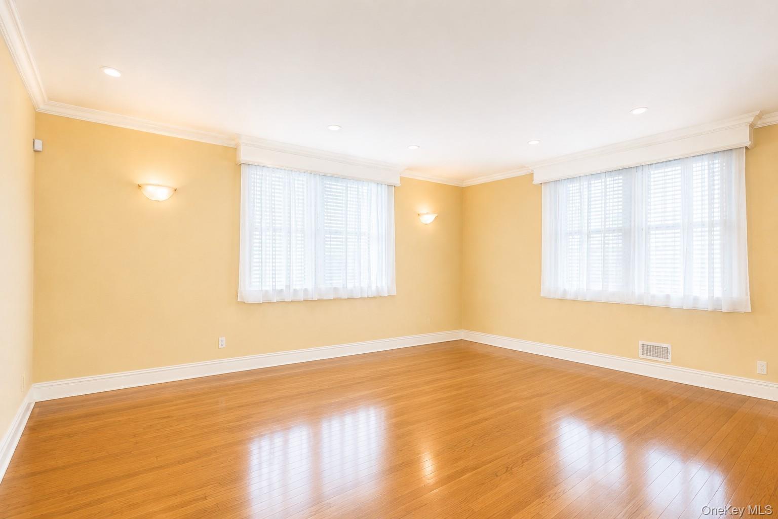 182-12 Horace Harding Expressway Unit 1K, Fresh Meadows NY 11365