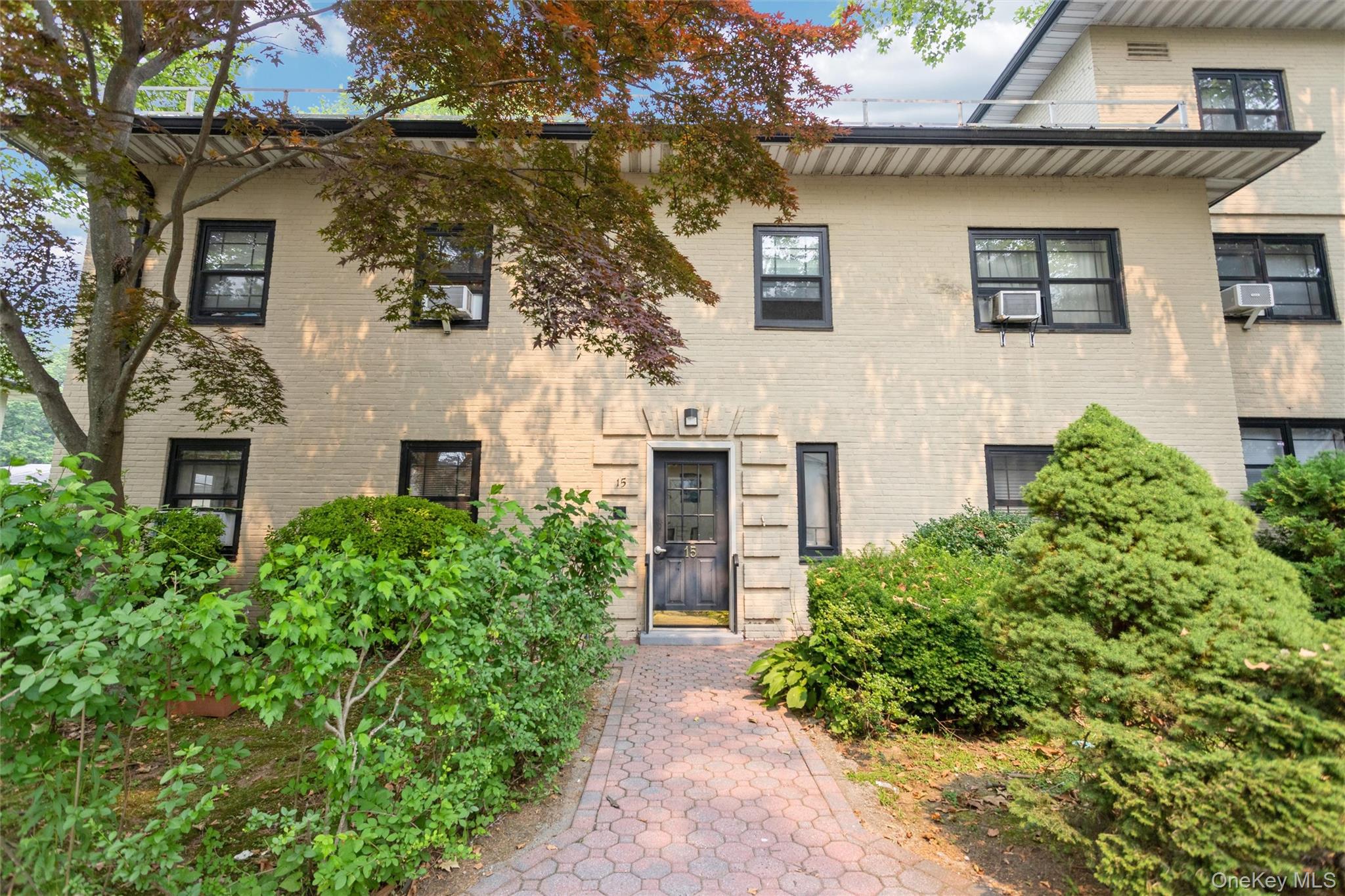 15 Field End Lane Unit A-1 & A-21, Eastchester NY 10709