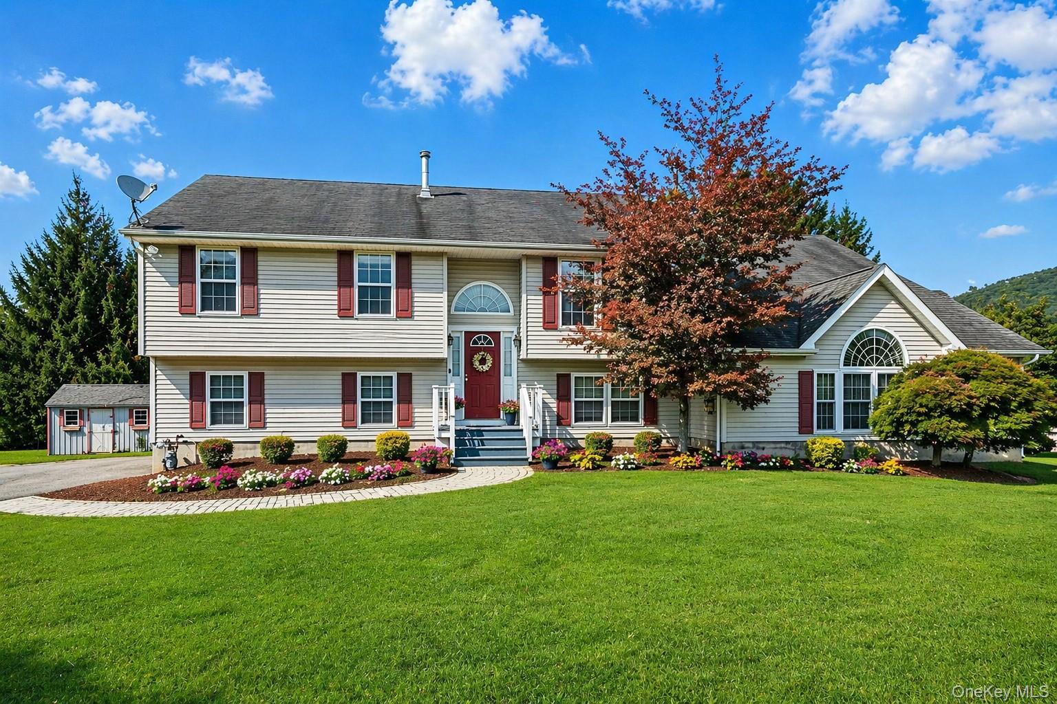 20 Bernadette Way, Washingtonville NY 10992