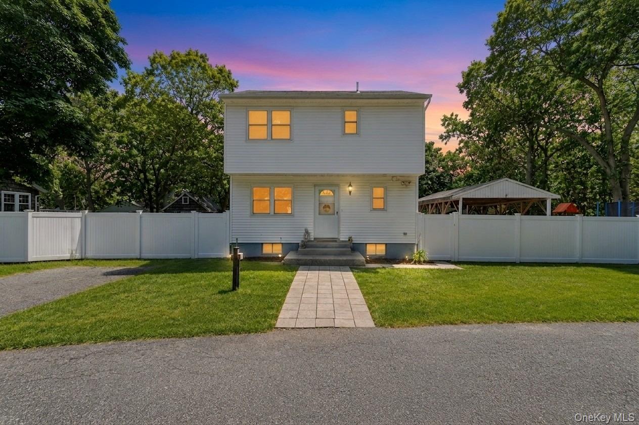 177 Magnolia Drive, Selden NY 11784