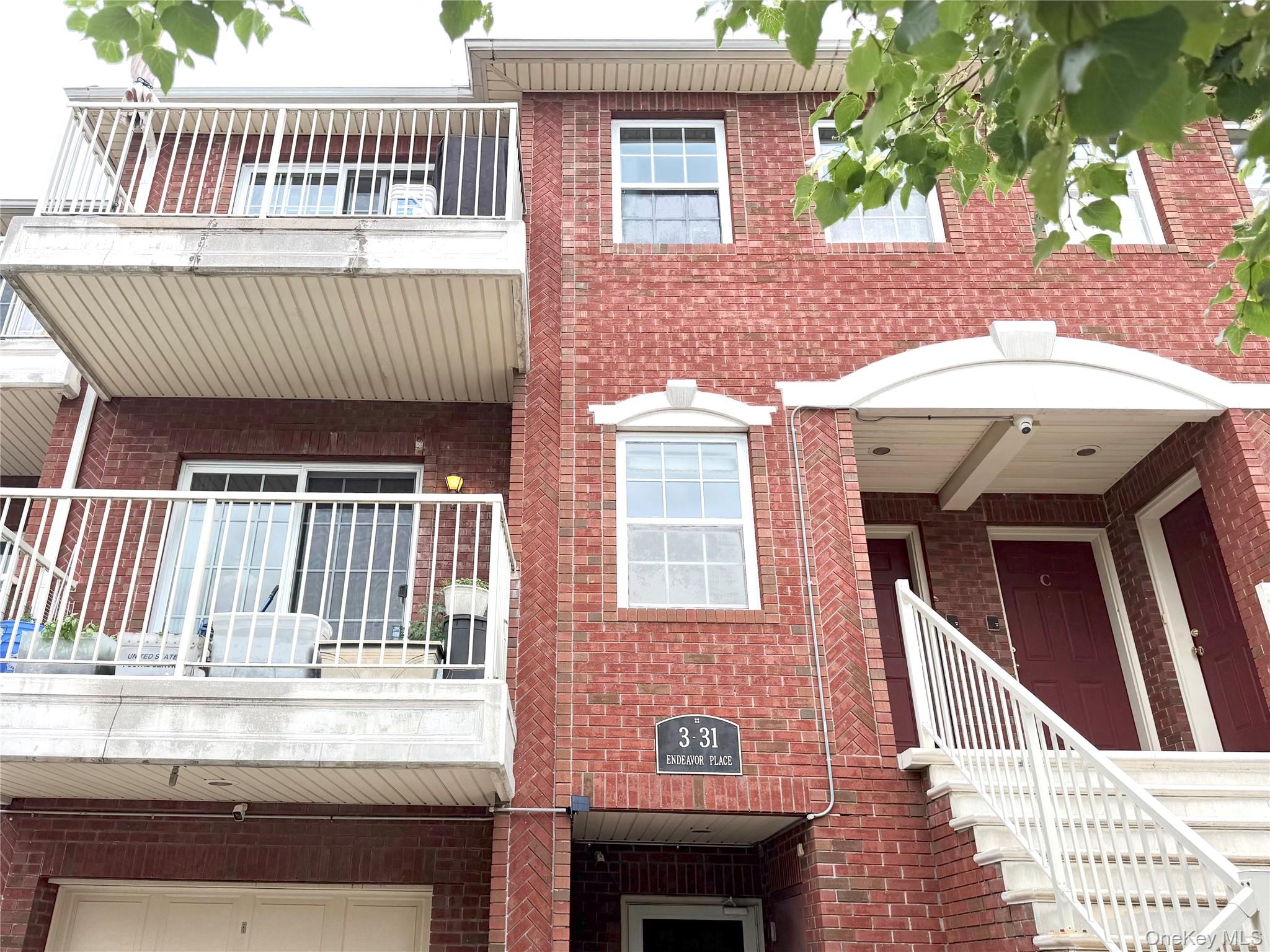 3-31 Endeavor Place Unit B, College Point NY 11356