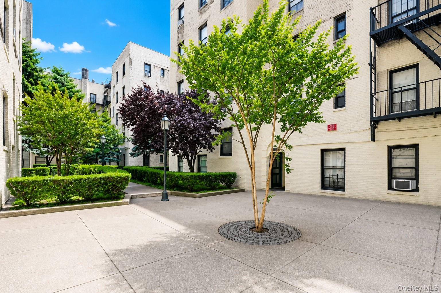 21-15 33st Unit 4, Astoria NY 11105
