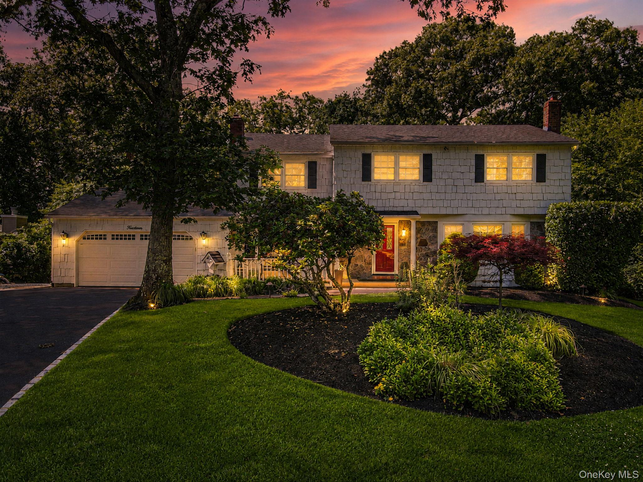 14 Sandpiper Court, Smithtown NY 11787