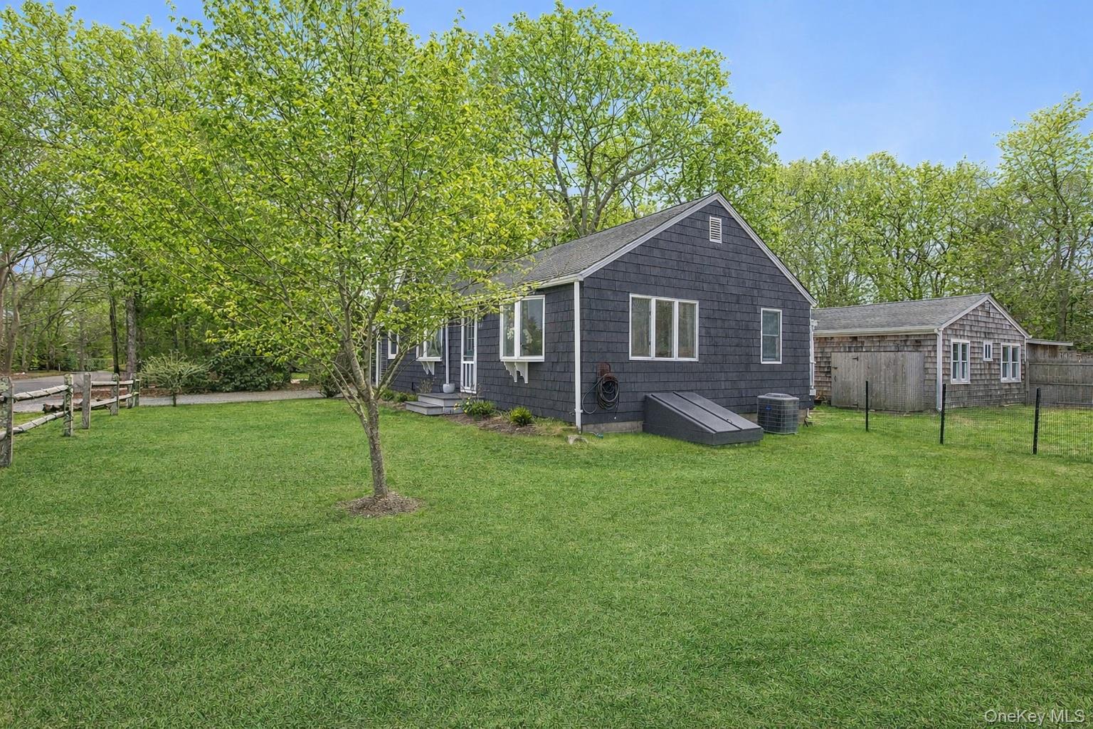 111 Oak Lane, Amagansett NY 11930