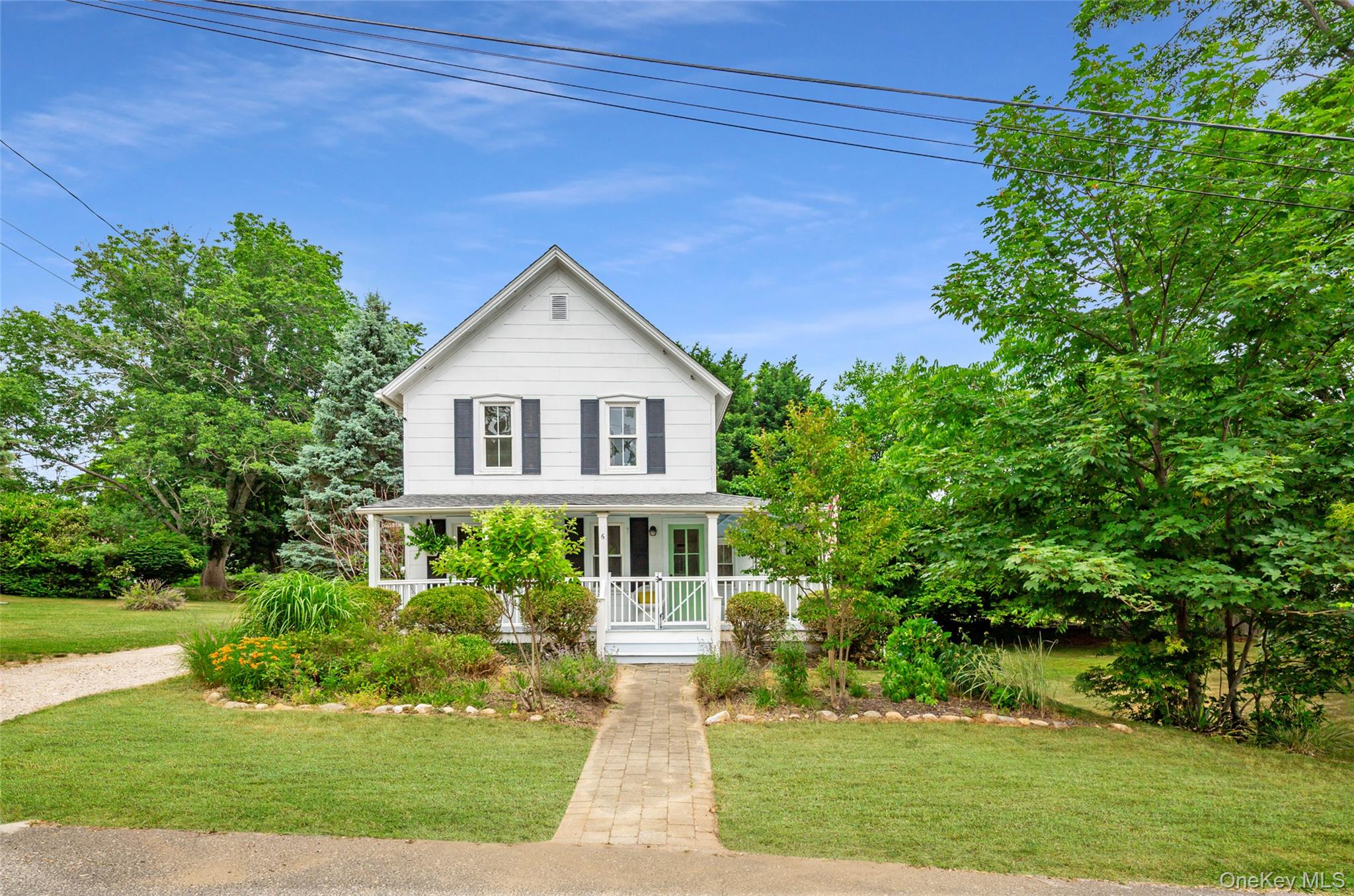 6 Oxford Avenue, Shelter Island NY 11964