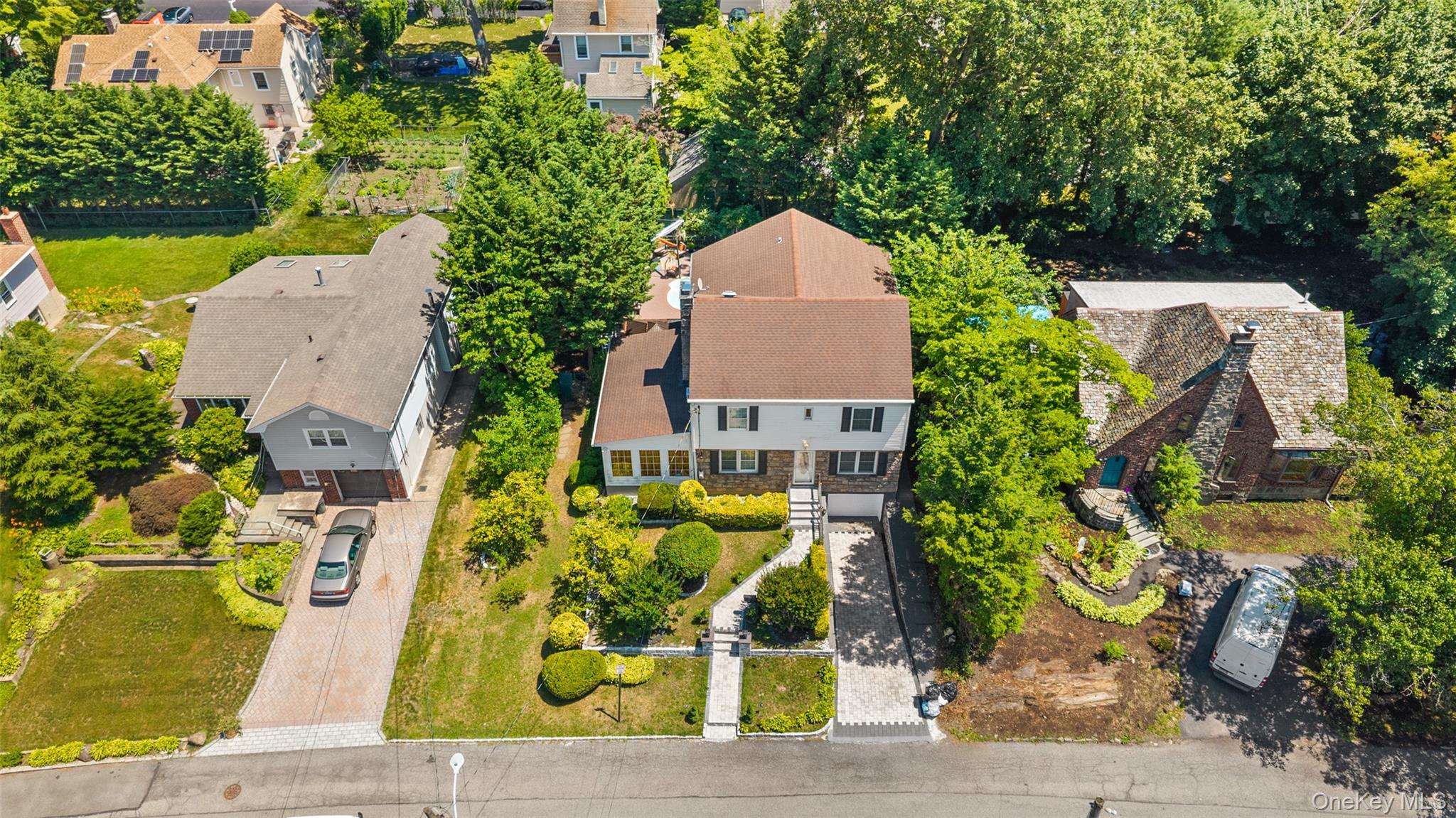 74 Elaine Terrace, Yonkers NY 10701