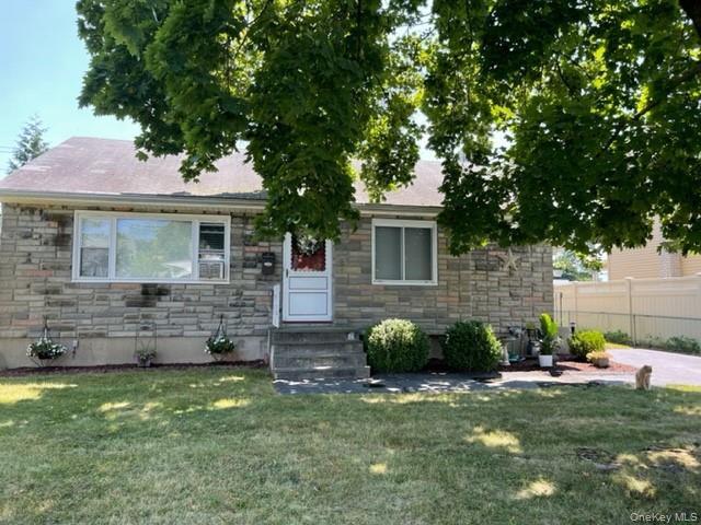 8 Rochelle Court, Stony Point NY 10980