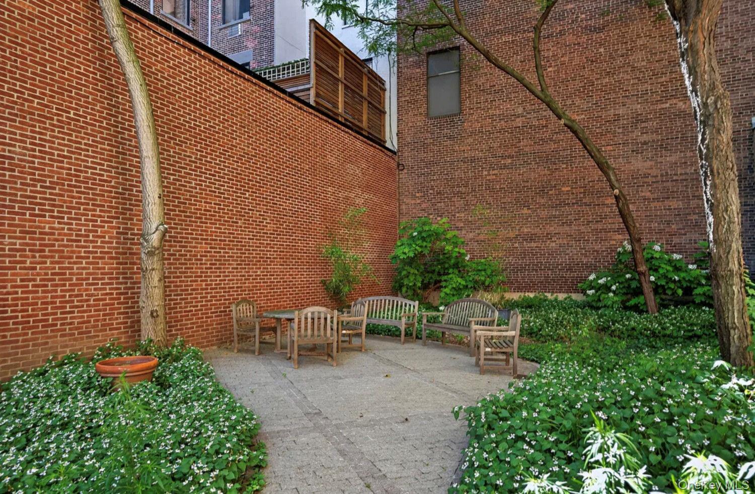 520 W 23RD Street Unit 14D, Manhattan NY 10011
