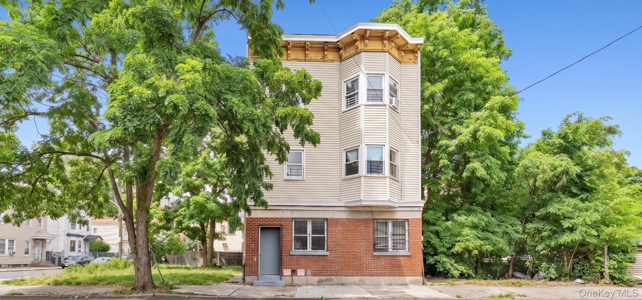 113 Herriot Street, Yonkers NY 10701