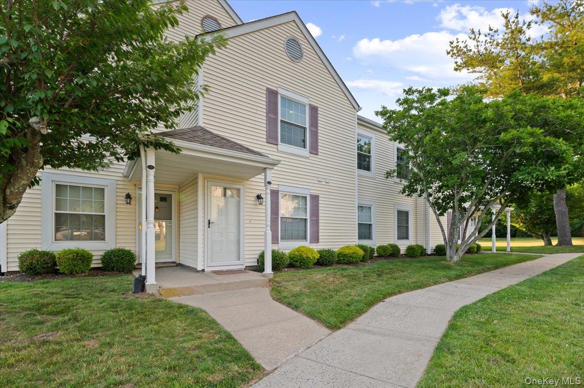 80 Fairview Circle, Middle Island NY 11953