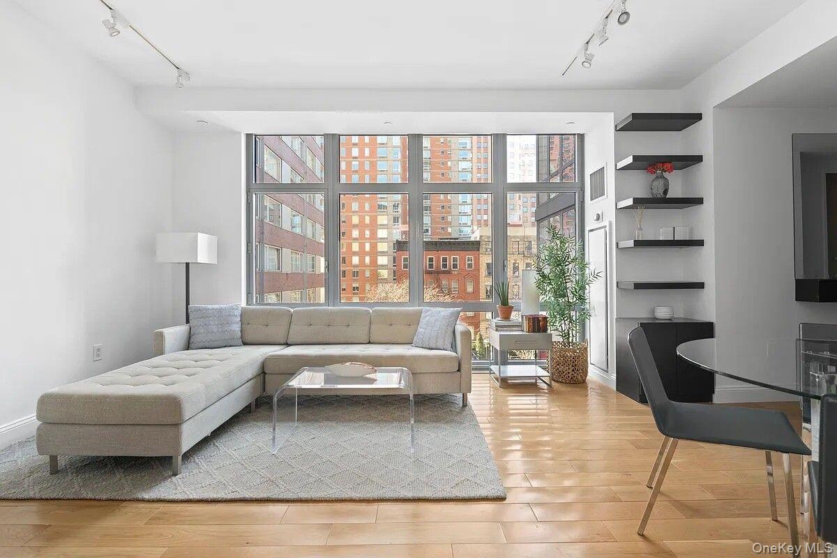 310 W 52ND Street Unit 5A, Manhattan NY 10019