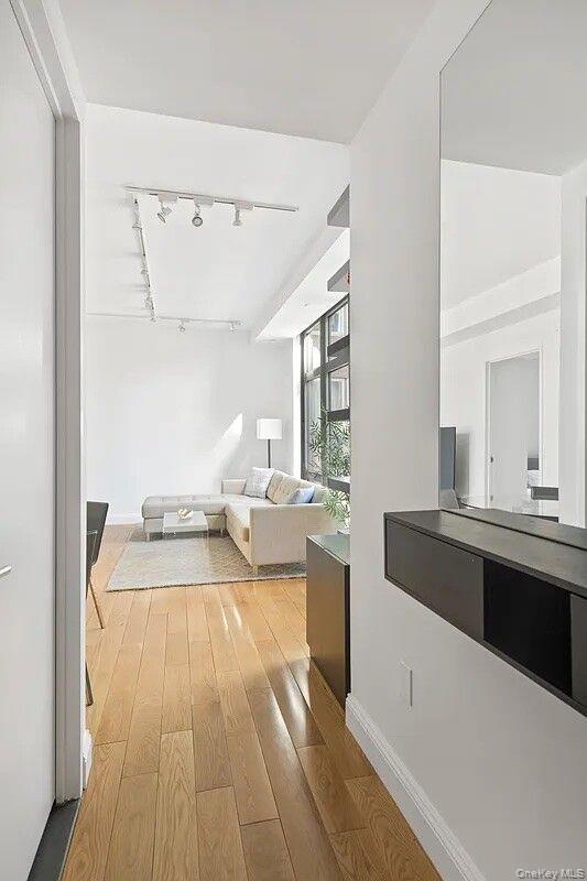 310 W 52ND Street Unit 5A, Manhattan NY 10019
