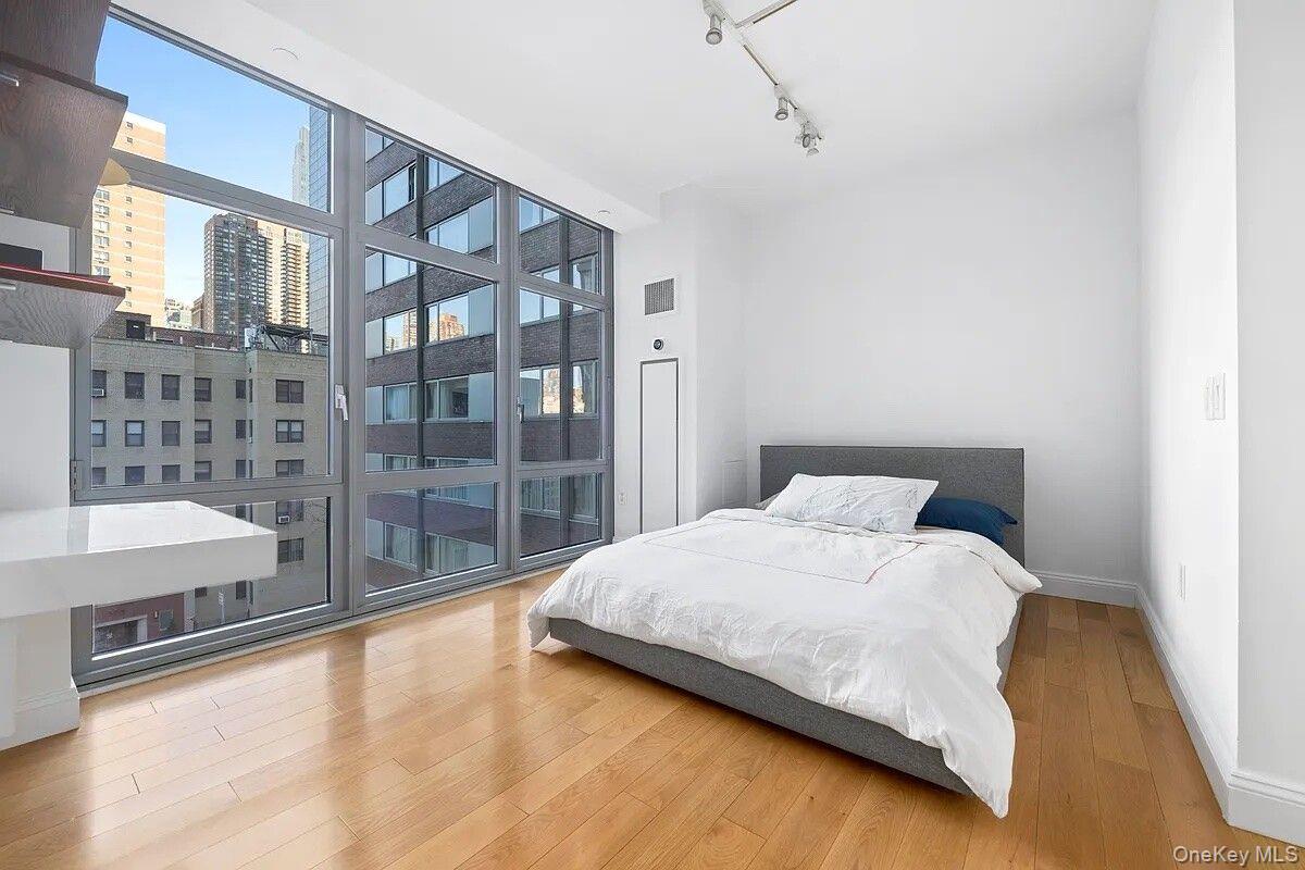 310 W 52ND Street Unit 5A, Manhattan NY 10019