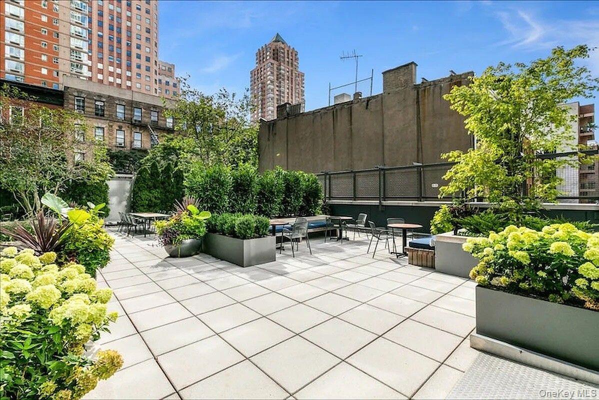 310 W 52ND Street Unit 5A, Manhattan NY 10019