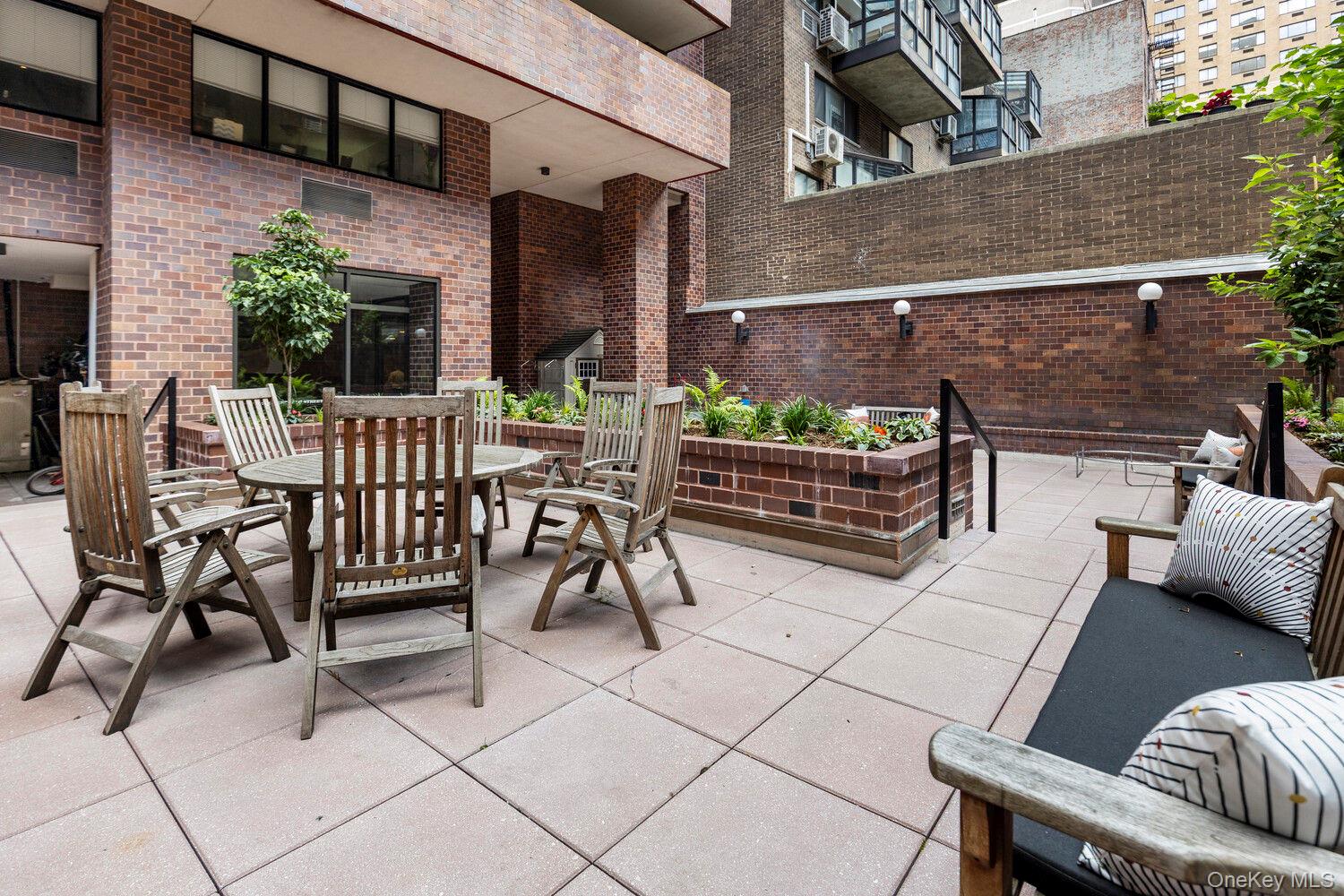 233 E 86TH Street Unit 20B, Manhattan NY 10028