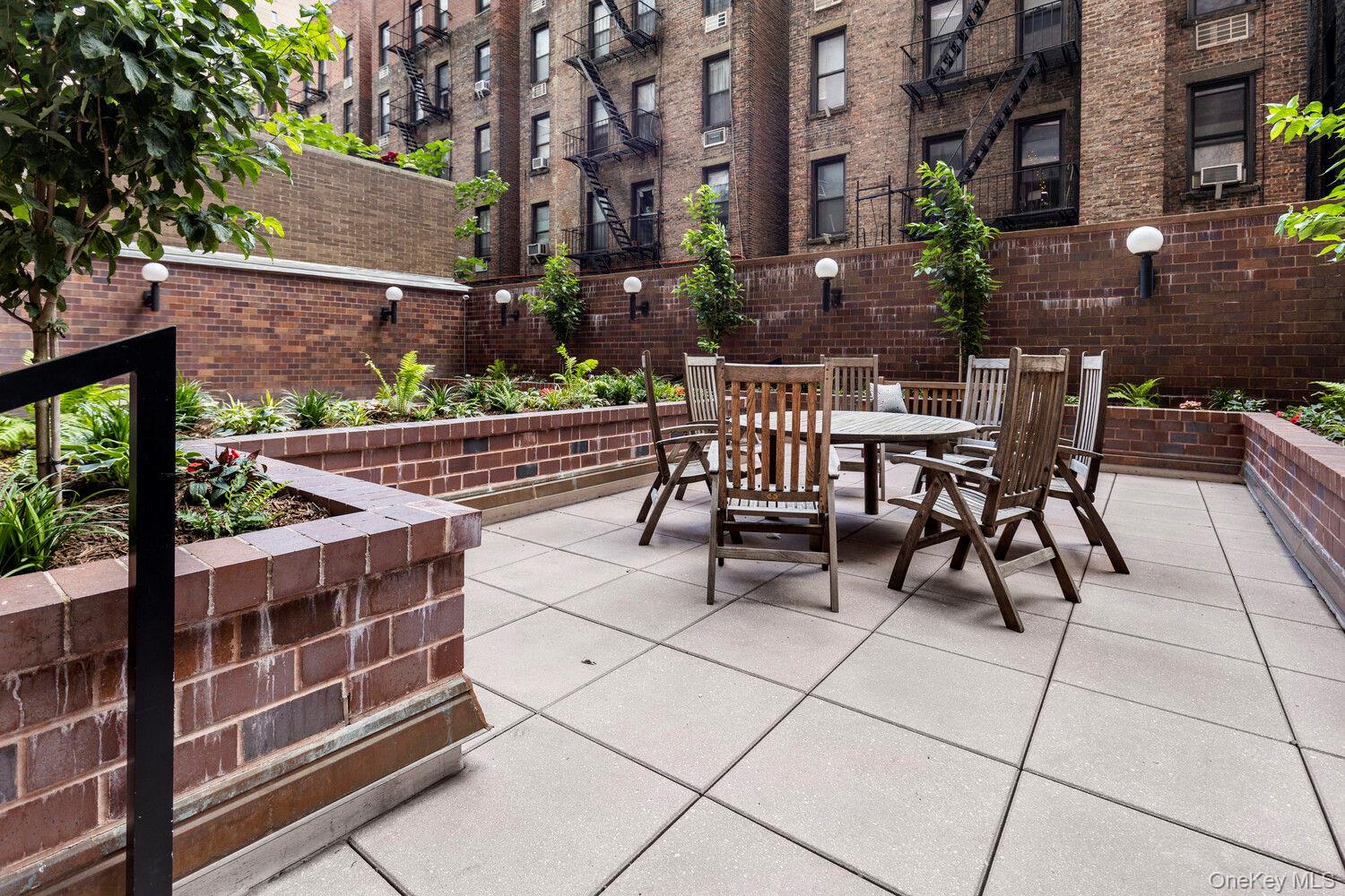 233 E 86TH Street Unit 20B, Manhattan NY 10028