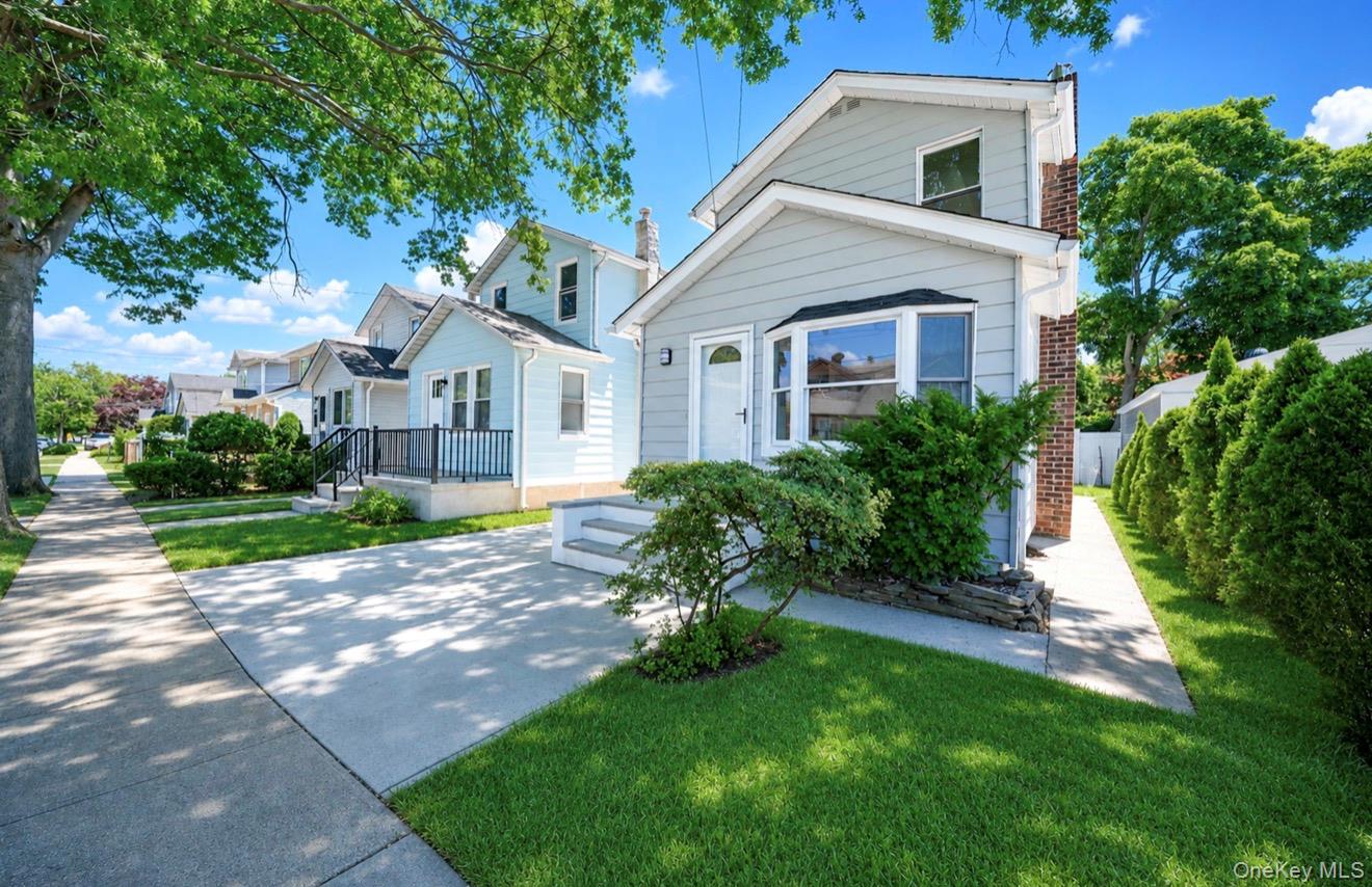 530 Washington Avenue, West Hempstead NY 11552