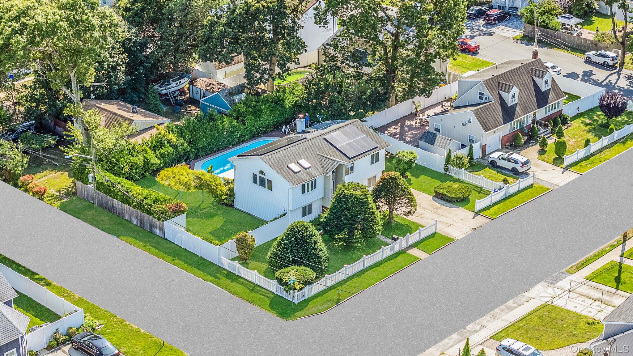 540 Scudder Avenue, Copiague NY 11726