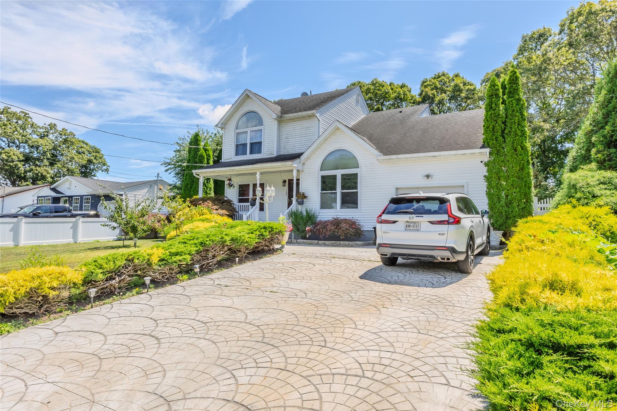 106 Chanel Drive E, Shirley NY 11967