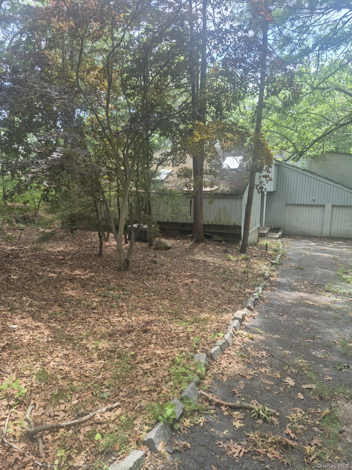 24 Yardley Drive, Dix Hills NY 11746