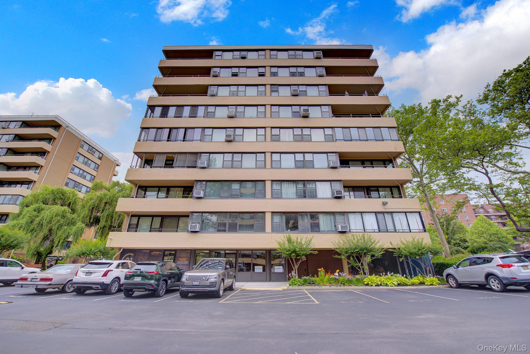 166-10 Powells Cove Boulevard Unit 2C, Whitestone NY 11357
