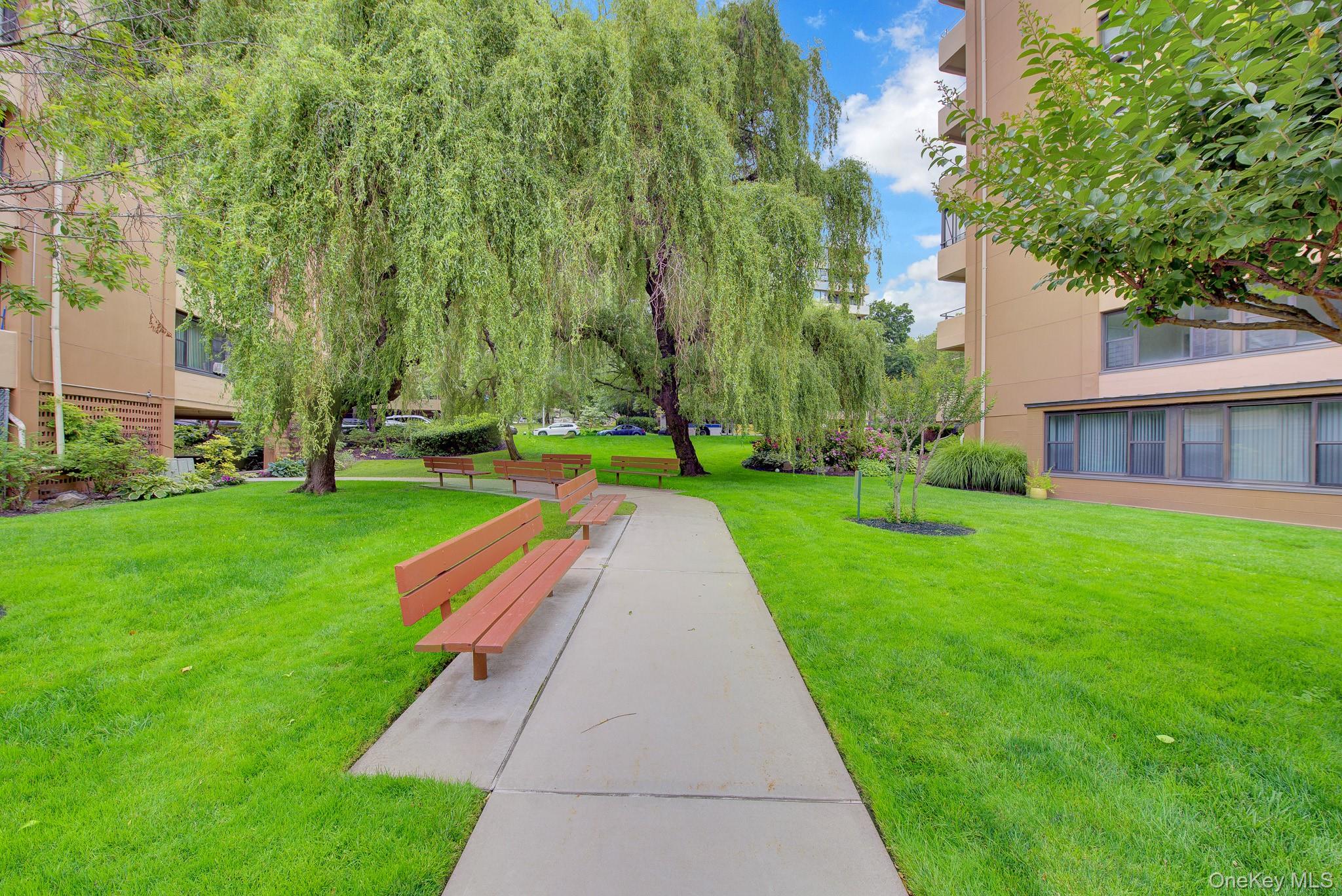 166-10 Powells Cove Boulevard Unit 2C, Whitestone NY 11357