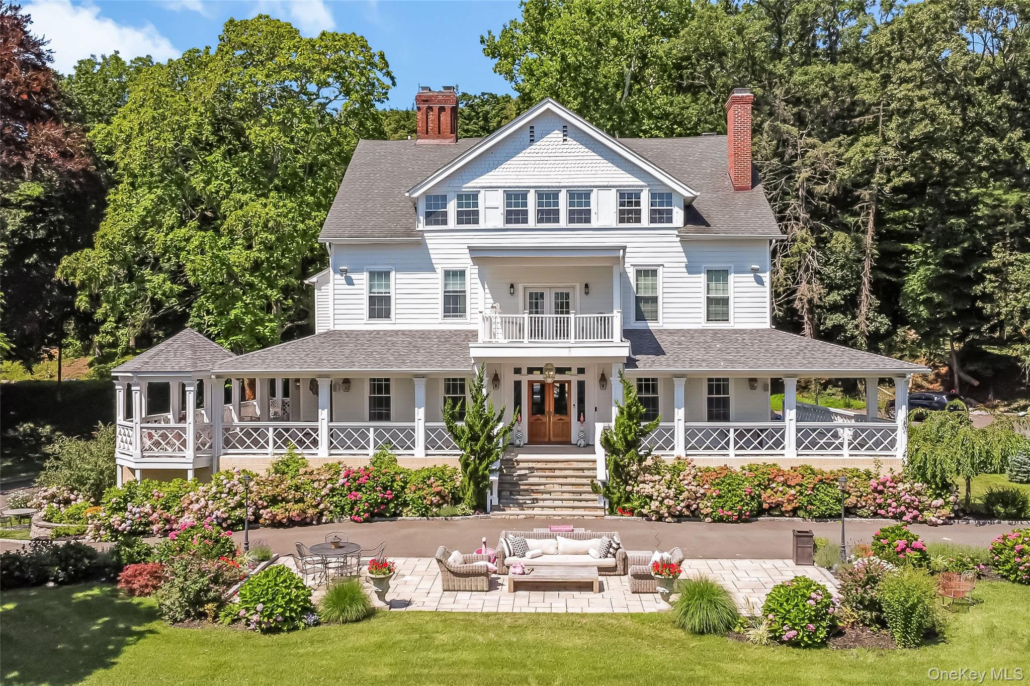 314 Mill Hill Road, Mill Neck NY 11765