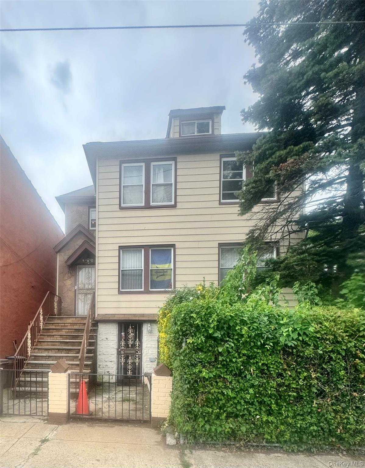 670 E 98th Street, Brooklyn NY 11236