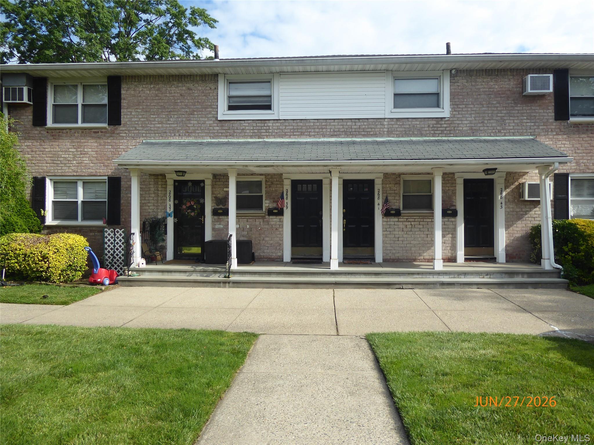 268-37 82nd Avenue Unit 274A, New Hyde Park NY 11040