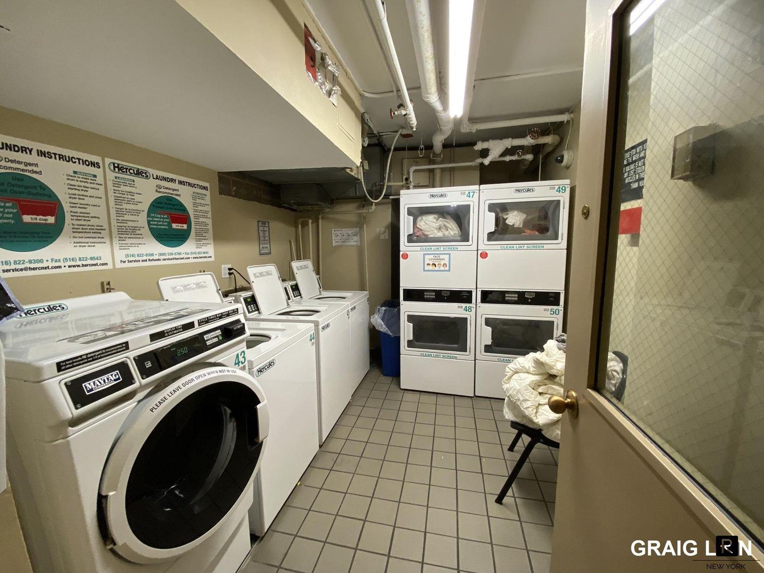 350 West 50th Street Unit 9-G, Manhattan NY 10019