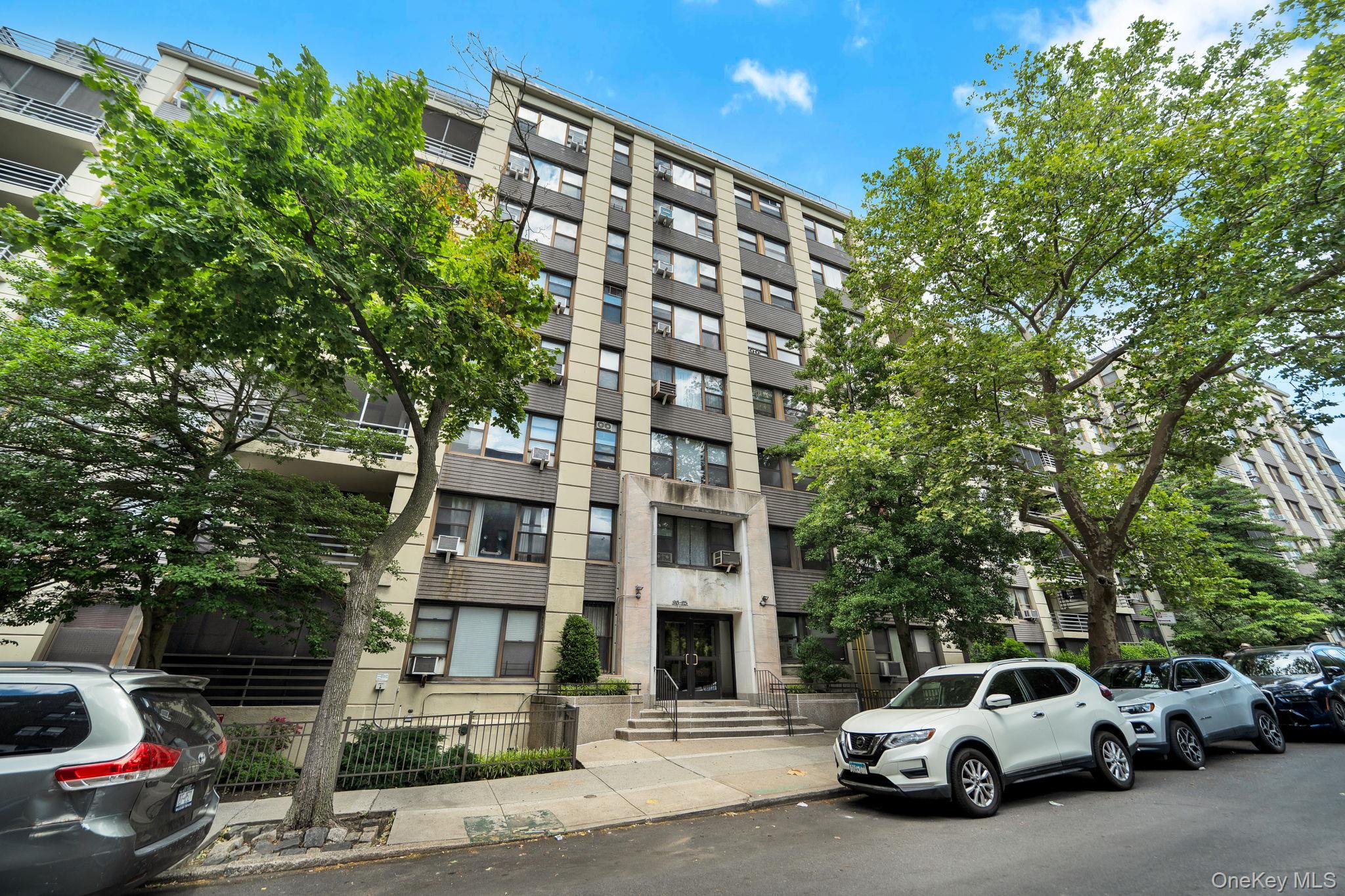 98-25 64th Road Unit 2B, Rego Park NY 11374