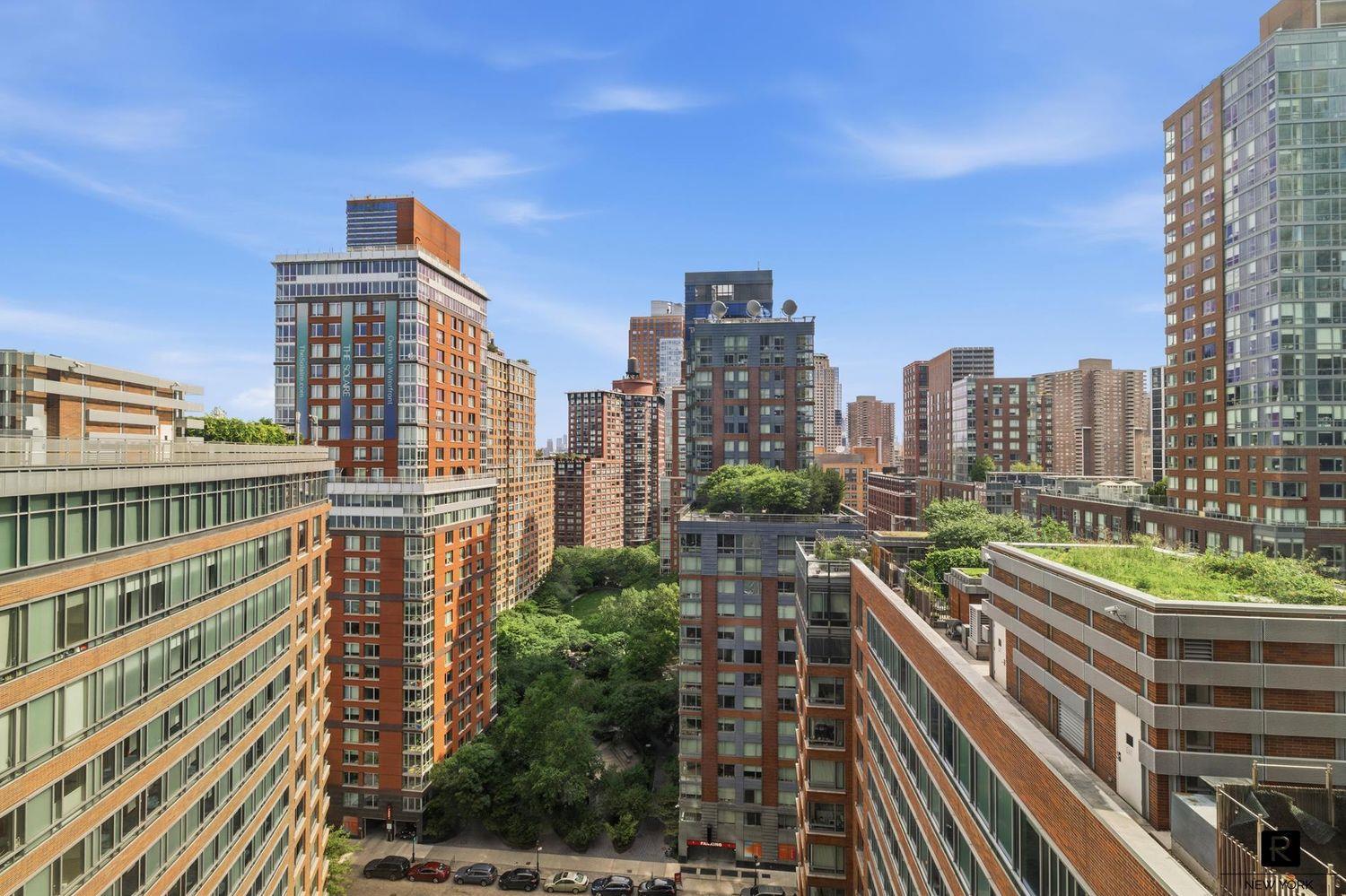 2 River Terrace Unit 17-F, Manhattan NY 10282