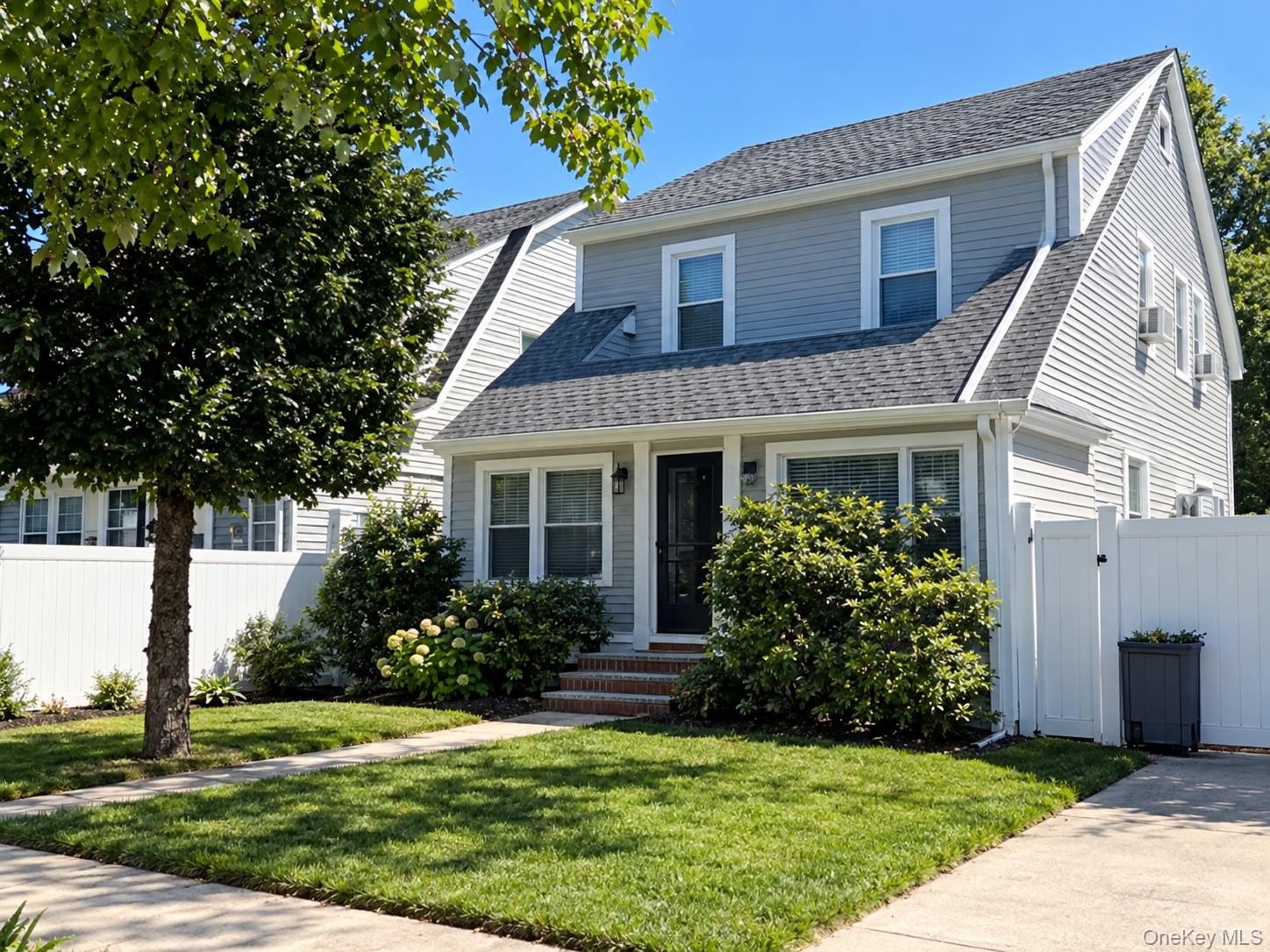 93-27 215th Place, Queens Village NY 11428