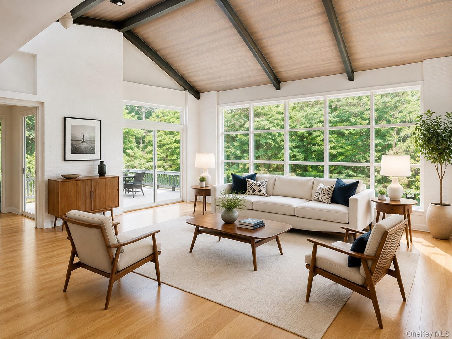 39 Upper Drive, Huntington Bay NY 11743